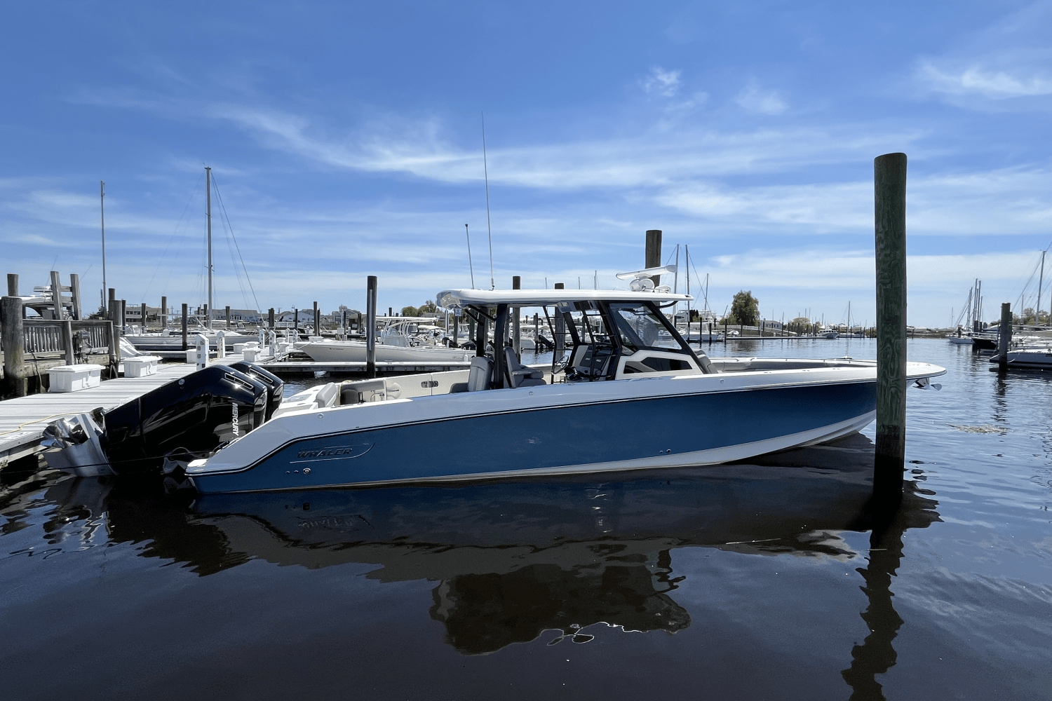 Slide: The Image of Boston Whaler 380 Outrage 2025 - 8