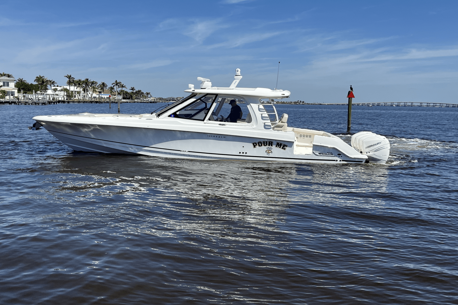Slide: The Image of Boston Whaler 380 REALM 2020 - 3