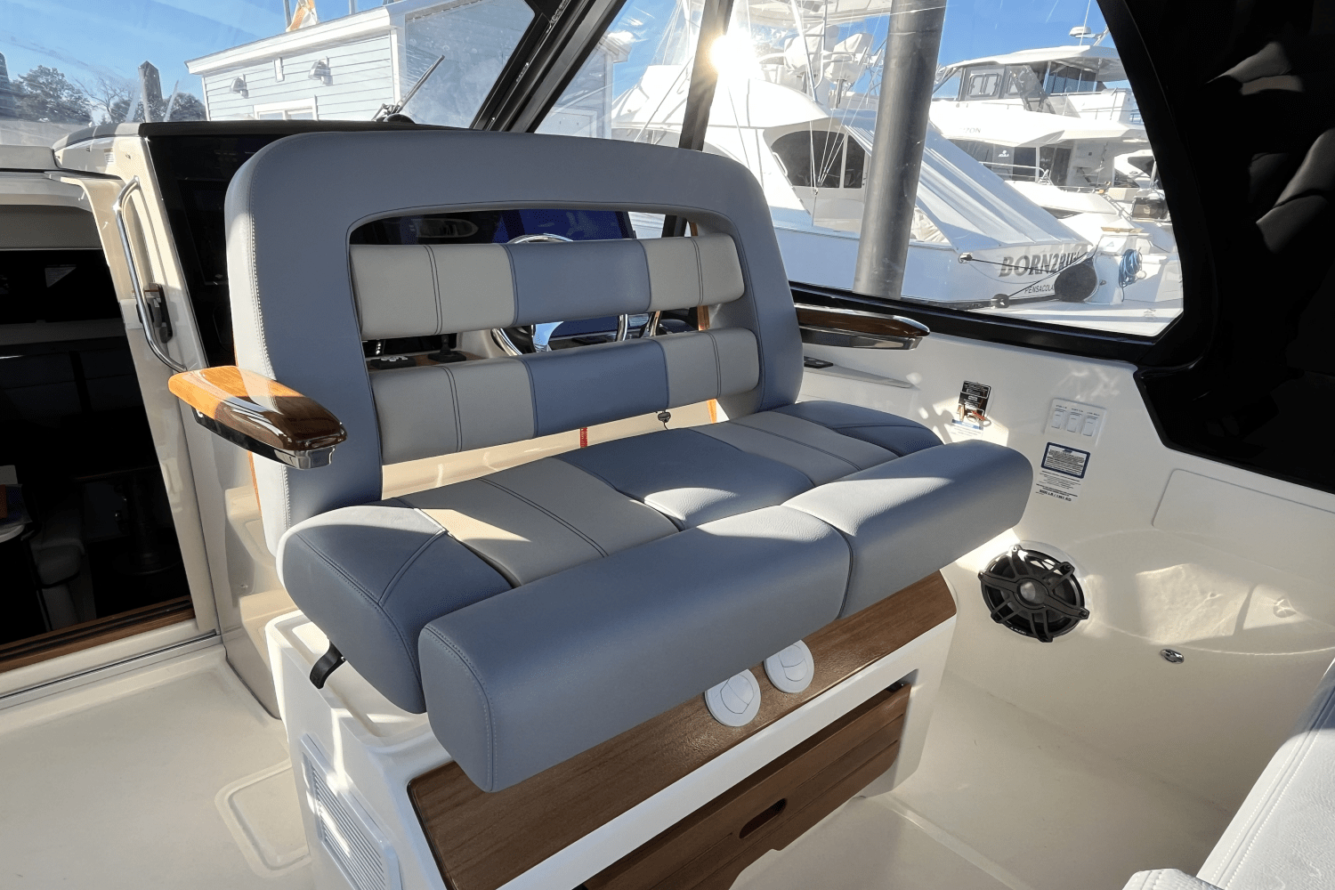 Slide: The Image of Boston Whaler 380 Realm 2025 - 26