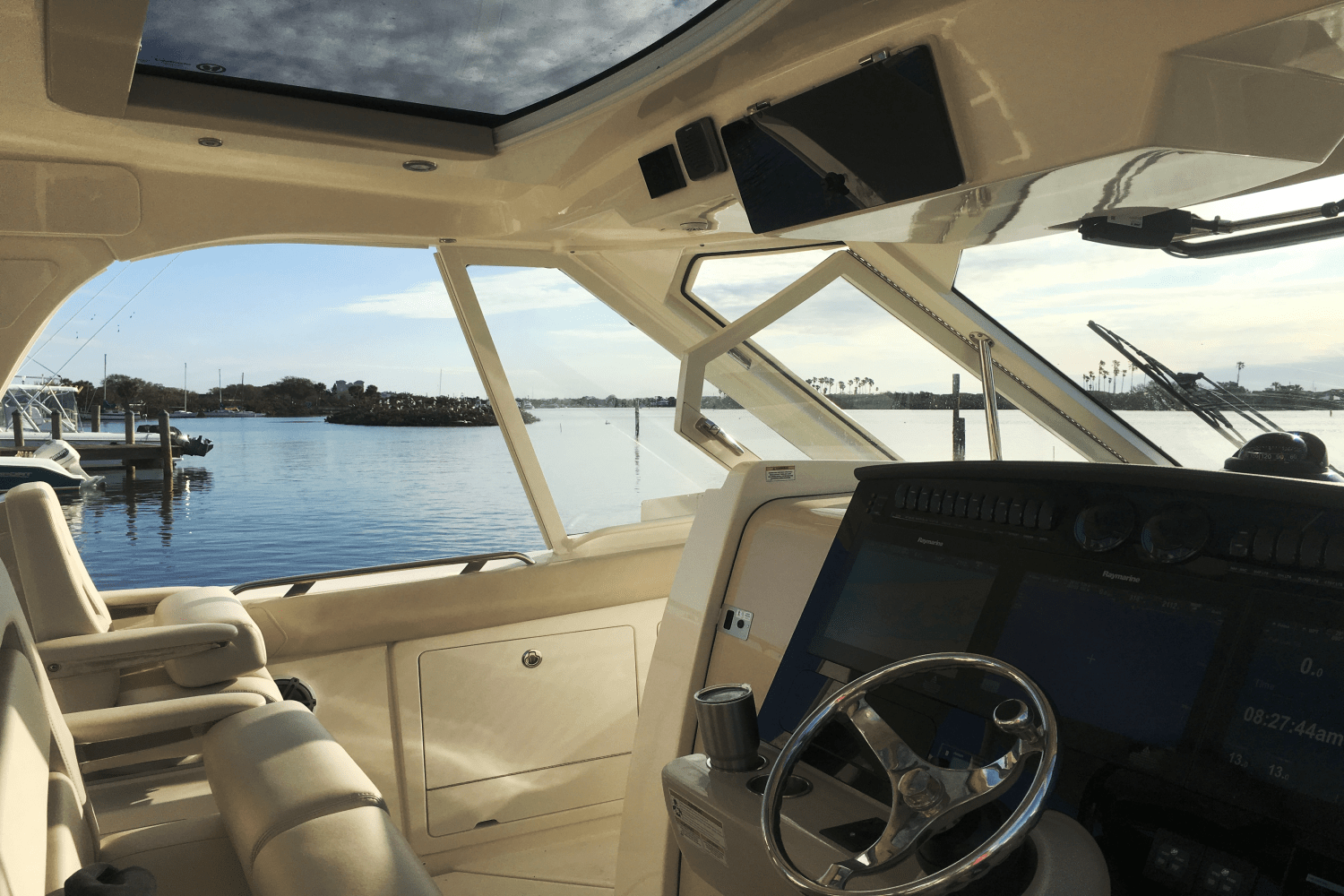 Slide: The Image of Boston Whaler 380 Realm 2026 - 121