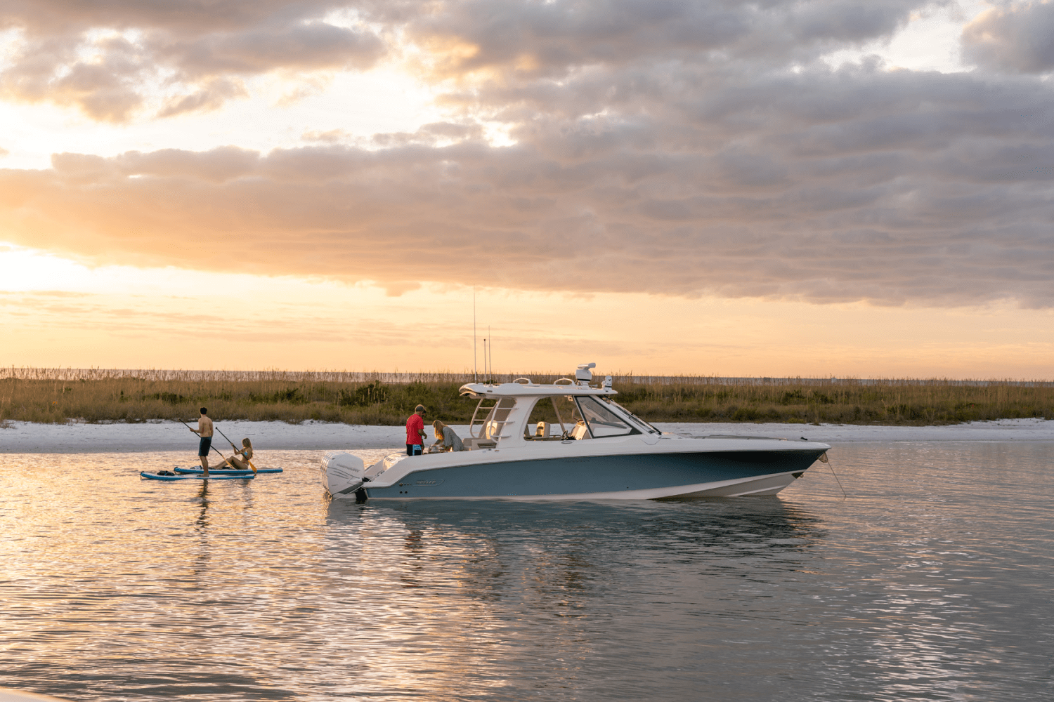 Slide: The Image of Boston Whaler 380 Realm 2026 - 13
