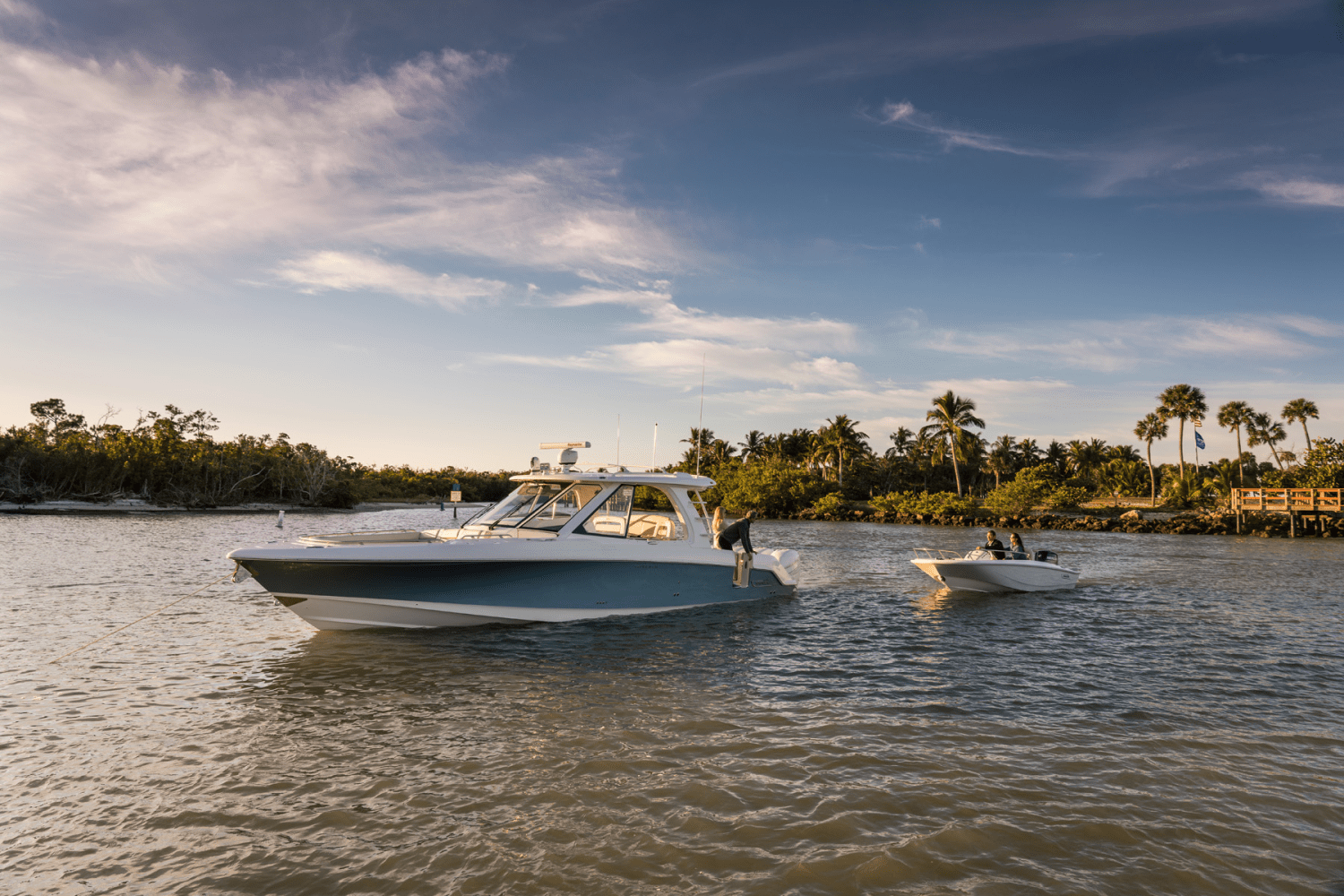 Slide: The Image of Boston Whaler 380 Realm 2026 - 22