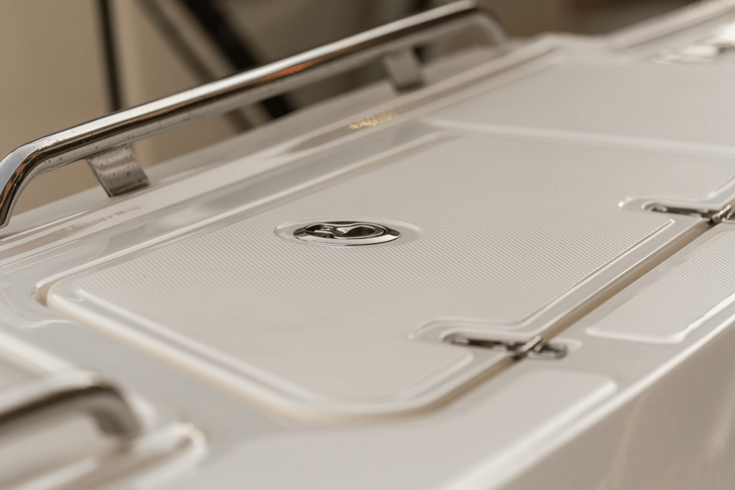 Slide: The Image of Boston Whaler 380 Realm 2026 - 44