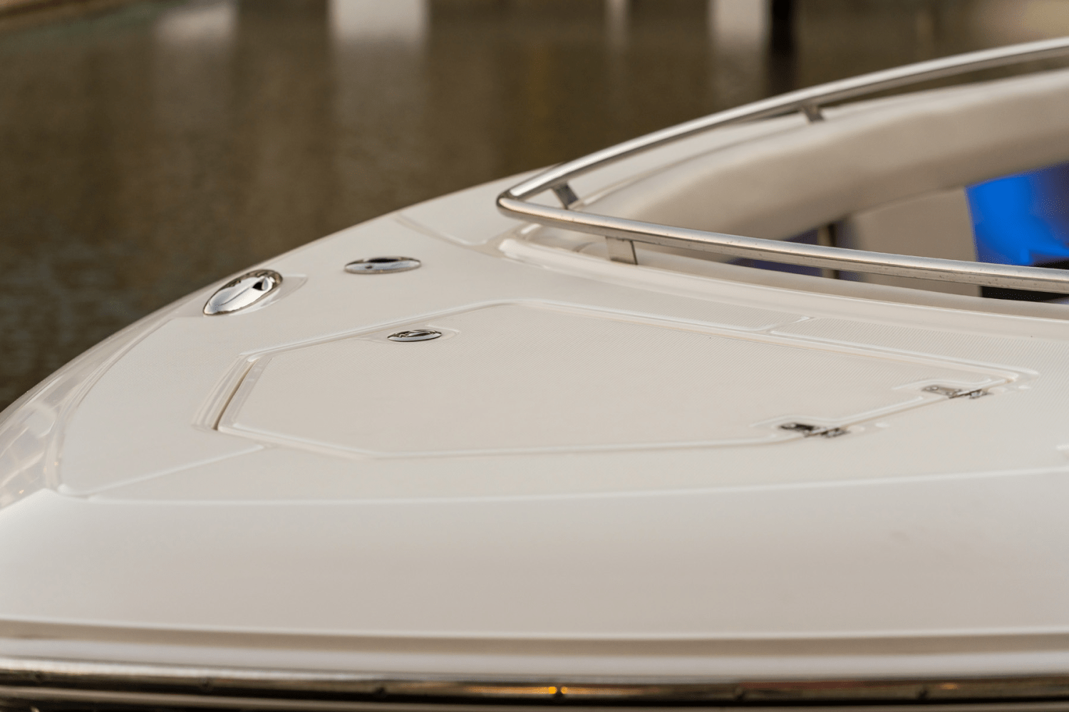 Slide: The Image of Boston Whaler 380 Realm 2026 - 46