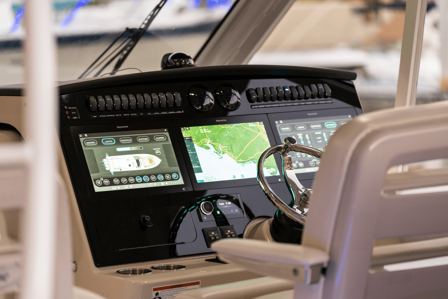 Slide: The Image of Boston Whaler 380 Realm 2026 - 60