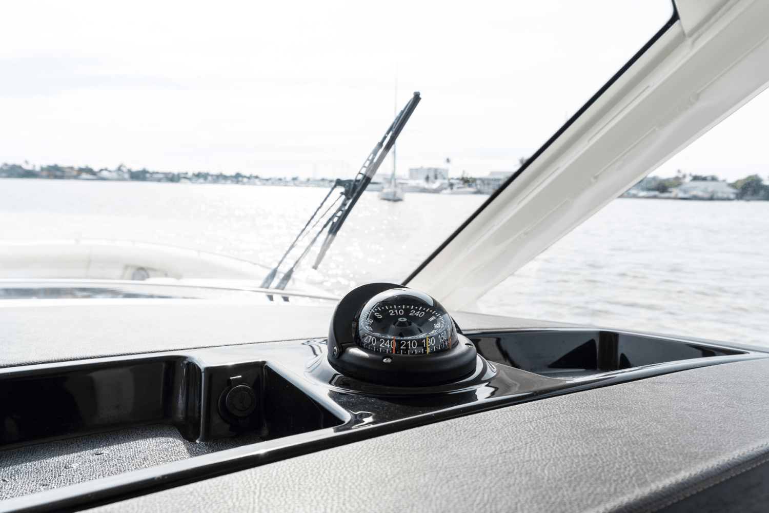 Slide: The Image of Boston Whaler 380 Realm 2026 - 83