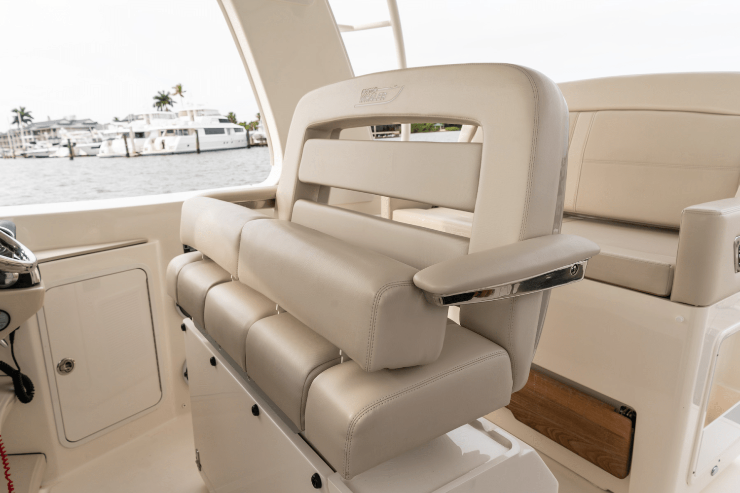 Slide: The Image of Boston Whaler 380 Realm 2026 - 99