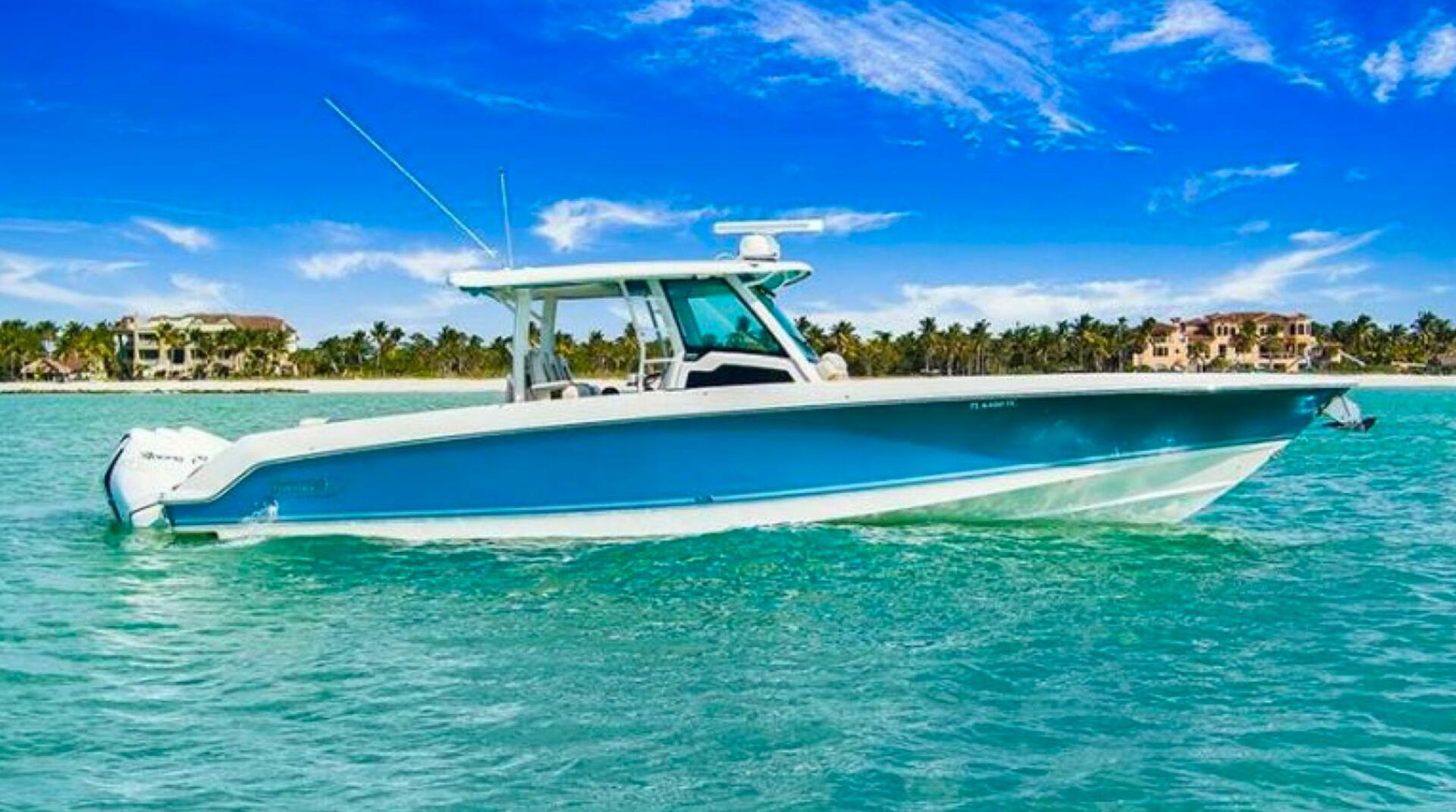 Slide: The Image of Boston Whaler 42 2022 - 4917058