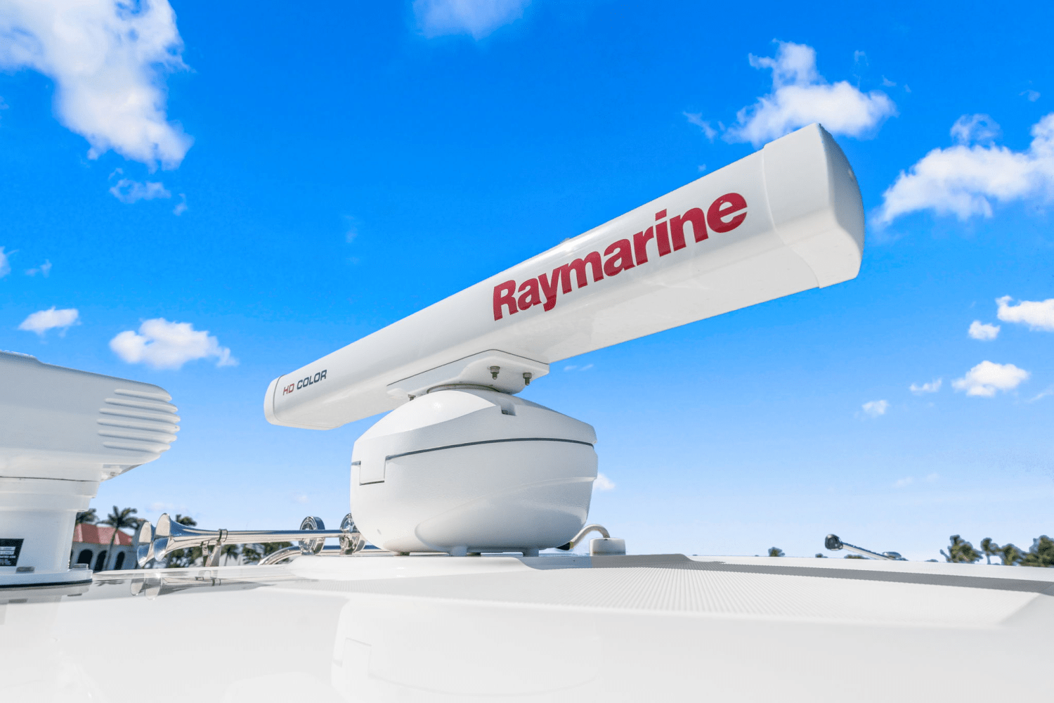 Slide: The Image of Boston Whaler 420 OUTRAGE 2017 - 40