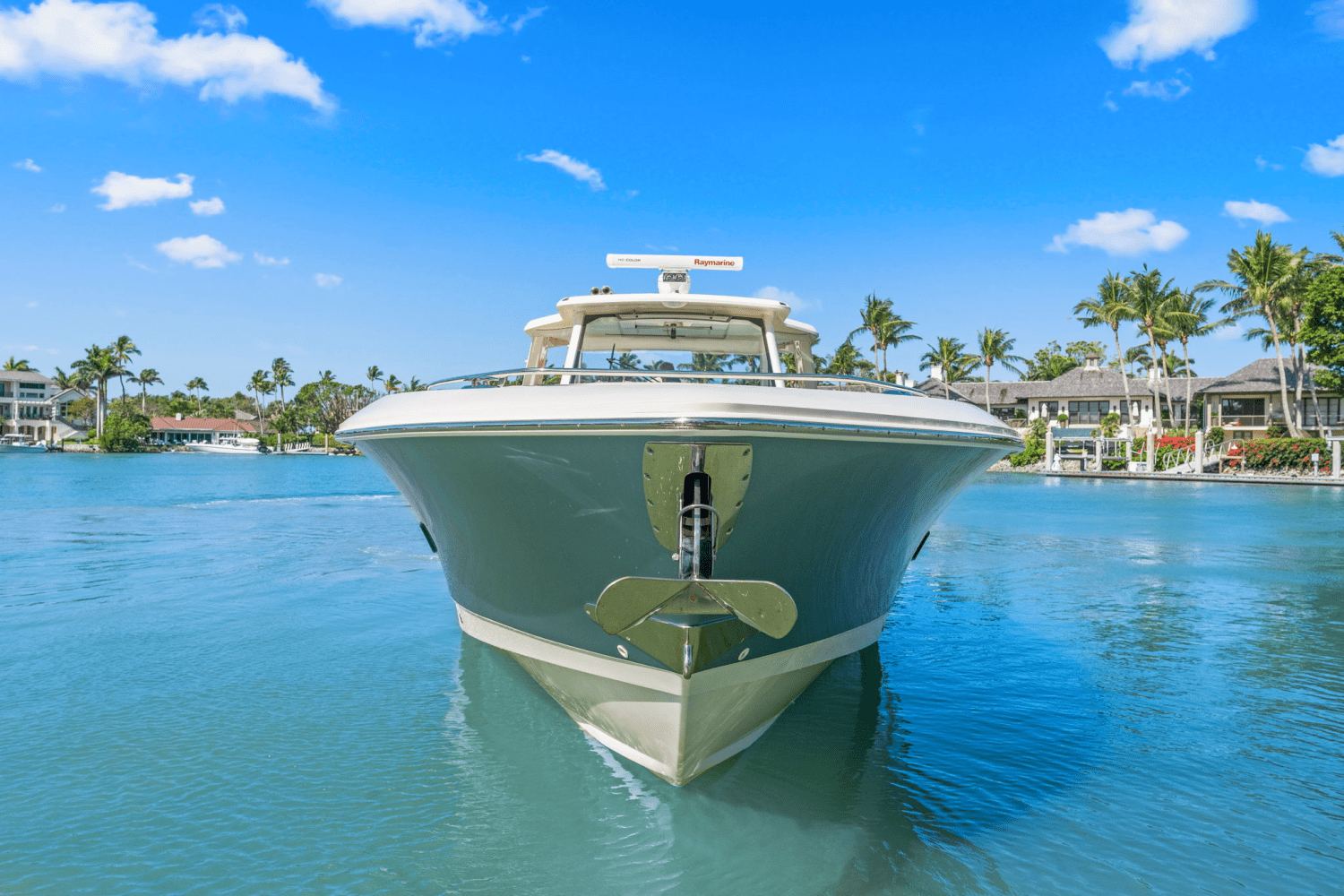 Slide: The Image of Boston Whaler 420 OUTRAGE 2017 - 5