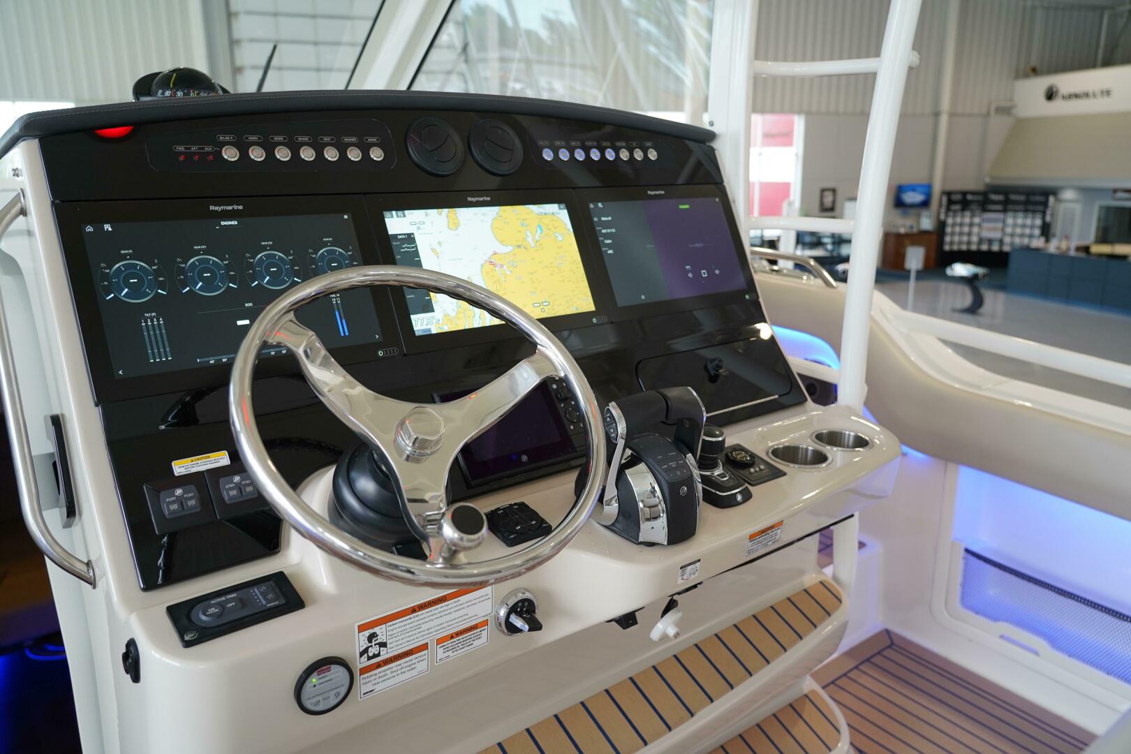 Slide: The Image of Boston Whaler 420 Outrage 2019 - 4825994