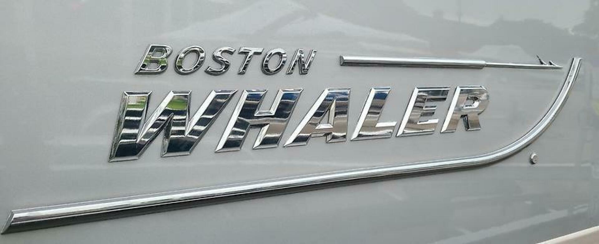 Slide: The Image of Boston Whaler 420 Outrage 2019 - 4826005