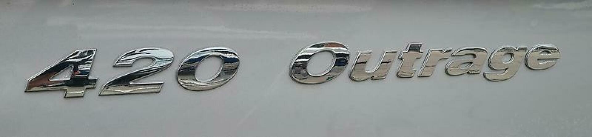 Slide: The Image of Boston Whaler 420 Outrage 2019 - 4826006