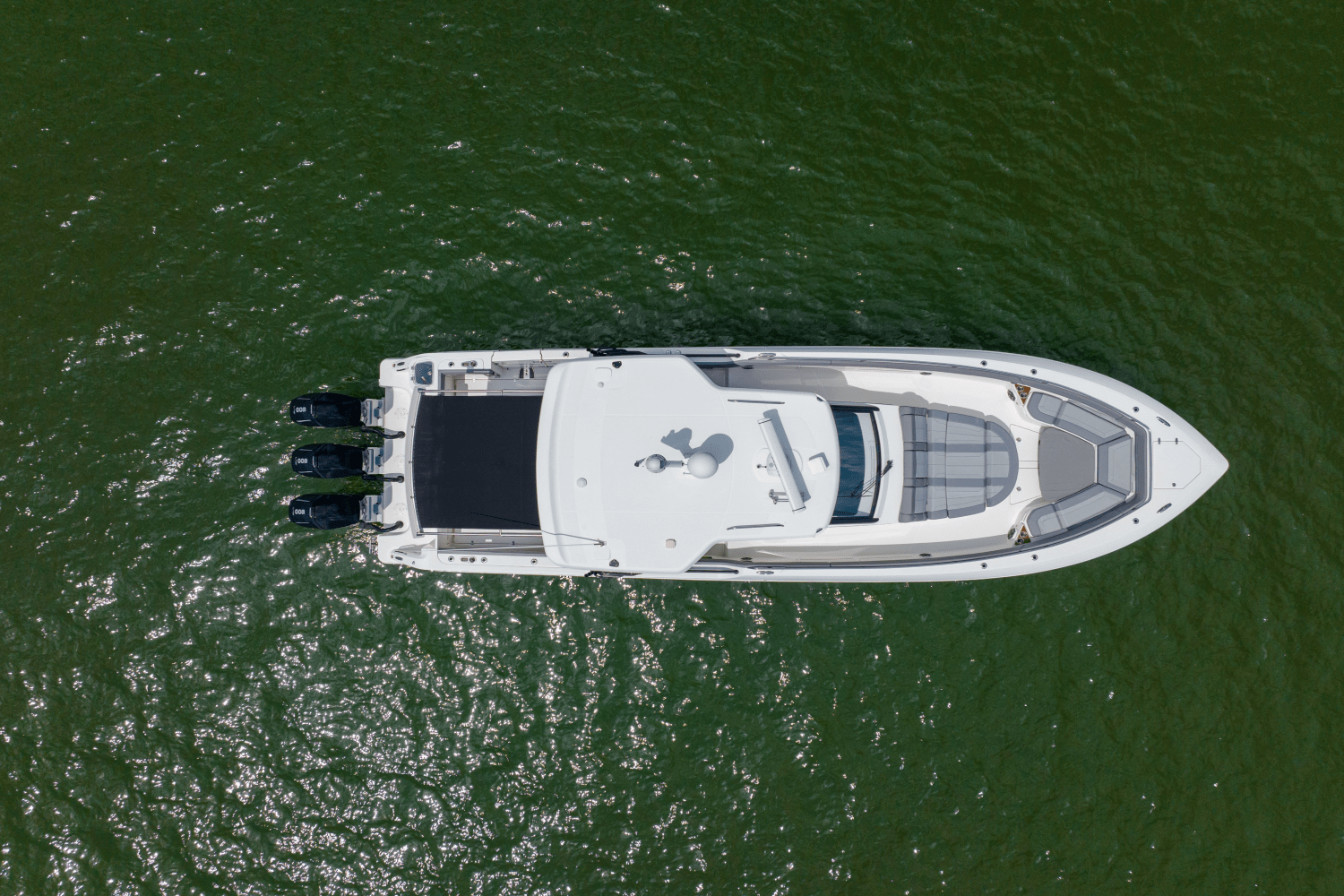 Slide: The Image of Boston Whaler 420 OUTRAGE 2023 - 3