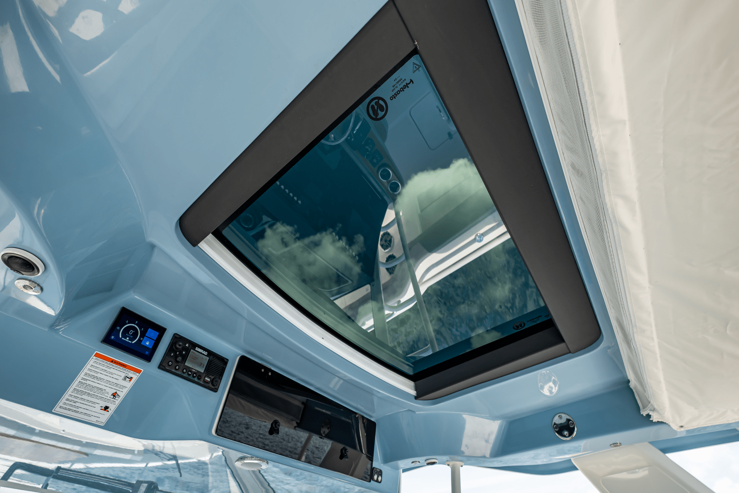 Slide: The Image of Boston Whaler 420 Outrage 2025 - 56