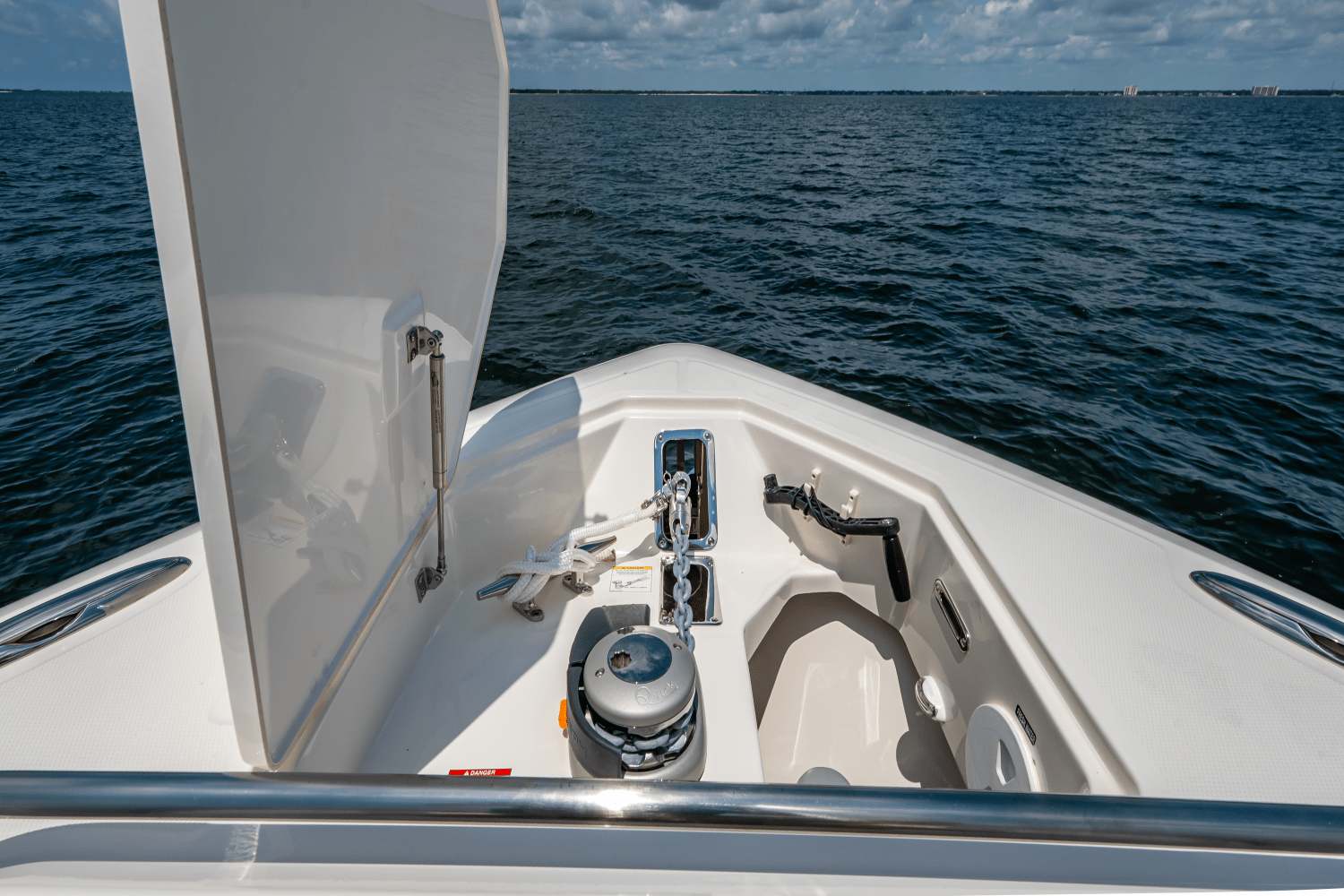 Slide: The Image of Boston Whaler 420 Outrage 2025 - 72