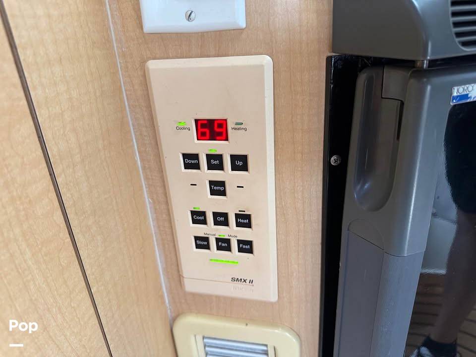 Slide: The Image of Boston Whaler Conquest 295 2002 - 15481637