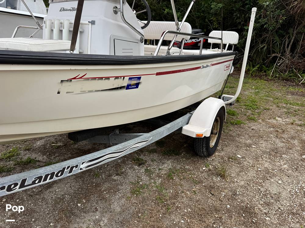 Slide: The Image of Boston Whaler Dauntless 15 1996 - 10