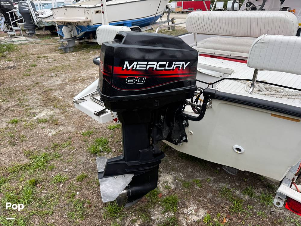 Slide: The Image of Boston Whaler Dauntless 15 1996 - 16