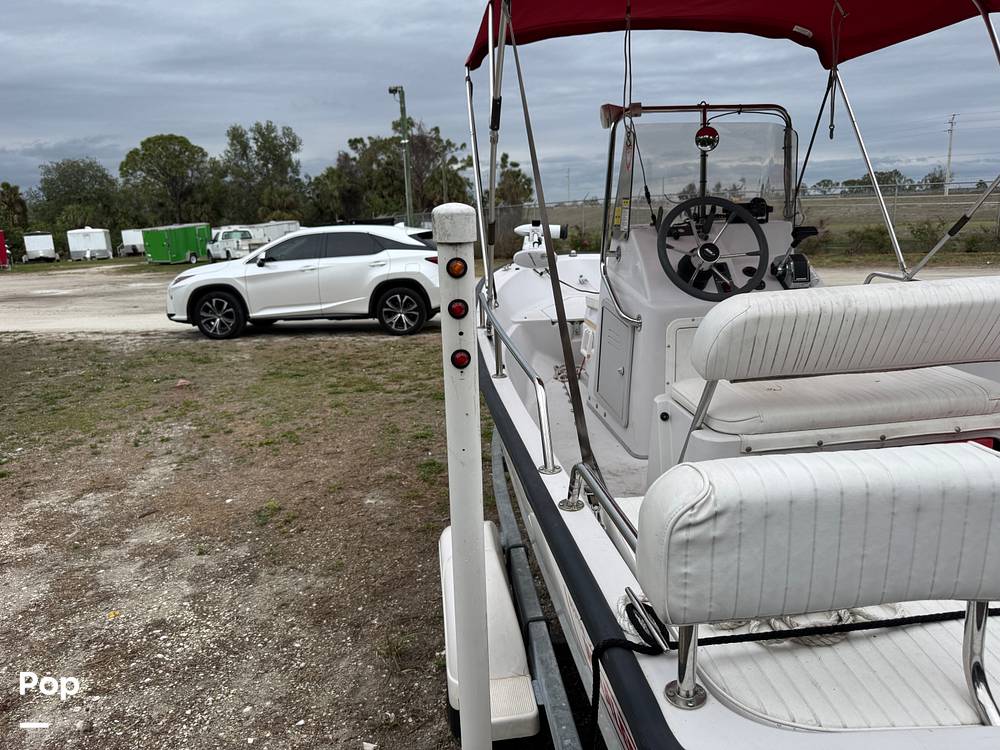 Slide: The Image of Boston Whaler Dauntless 15 1996 - 18