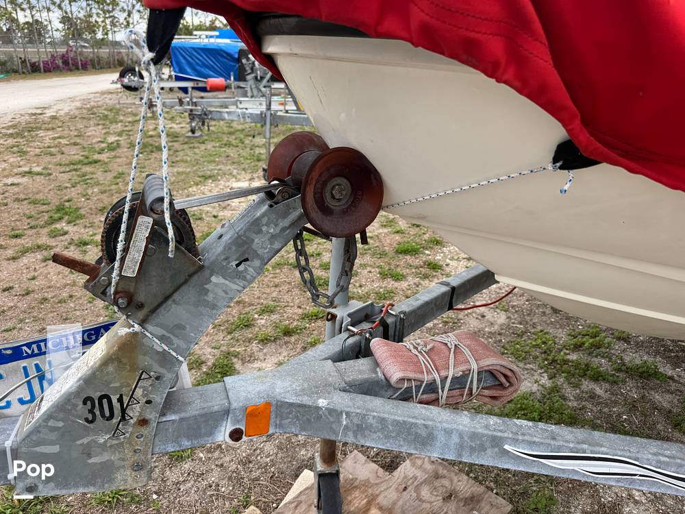 Slide: The Image of Boston Whaler Dauntless 15 1996 - 22