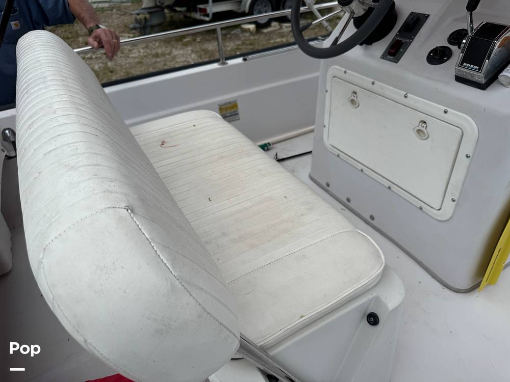Slide: The Image of Boston Whaler Dauntless 15 1996 - 29