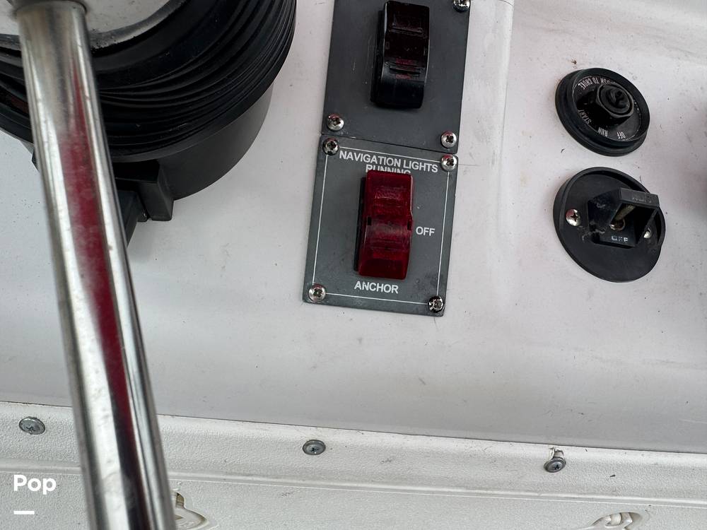 Slide: The Image of Boston Whaler Dauntless 15 1996 - 32