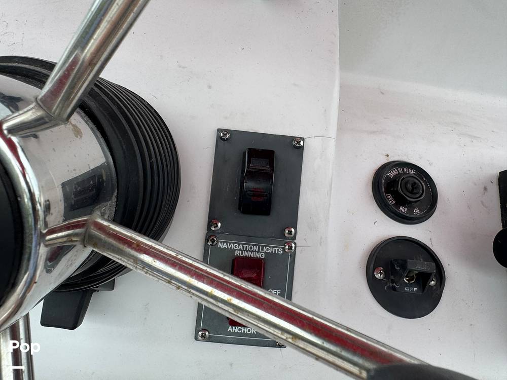 Slide: The Image of Boston Whaler Dauntless 15 1996 - 33