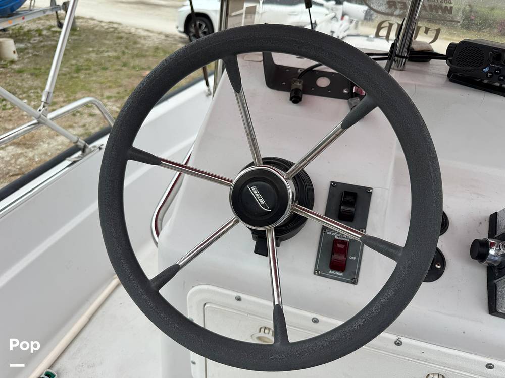 Slide: The Image of Boston Whaler Dauntless 15 1996 - 37