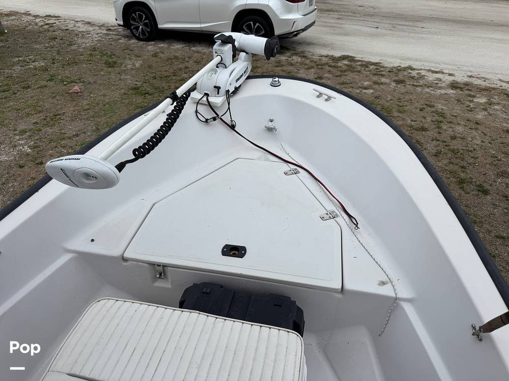 Slide: The Image of Boston Whaler Dauntless 15 1996 - 42