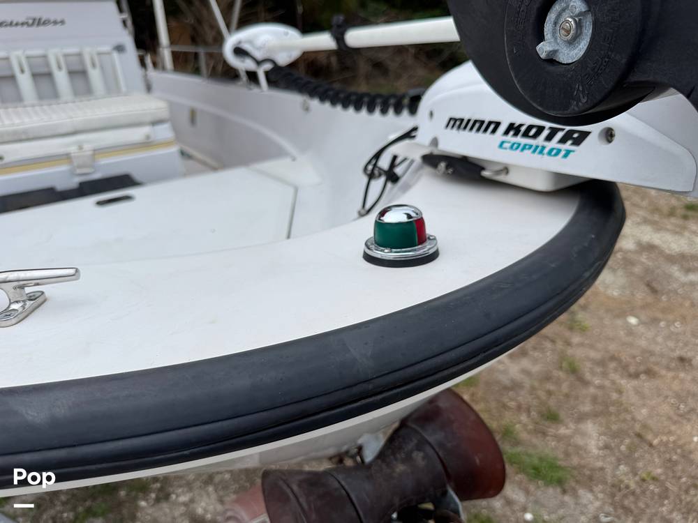 Slide: The Image of Boston Whaler Dauntless 15 1996 - 47