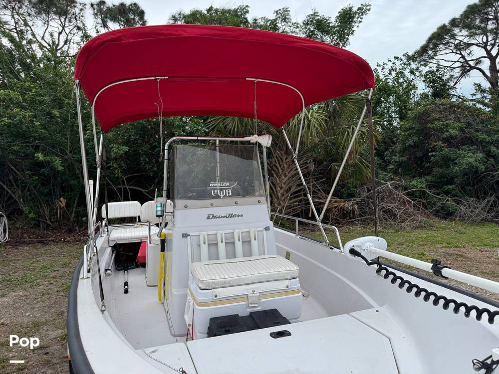 Slide: The Image of Boston Whaler Dauntless 15 1996 - 5