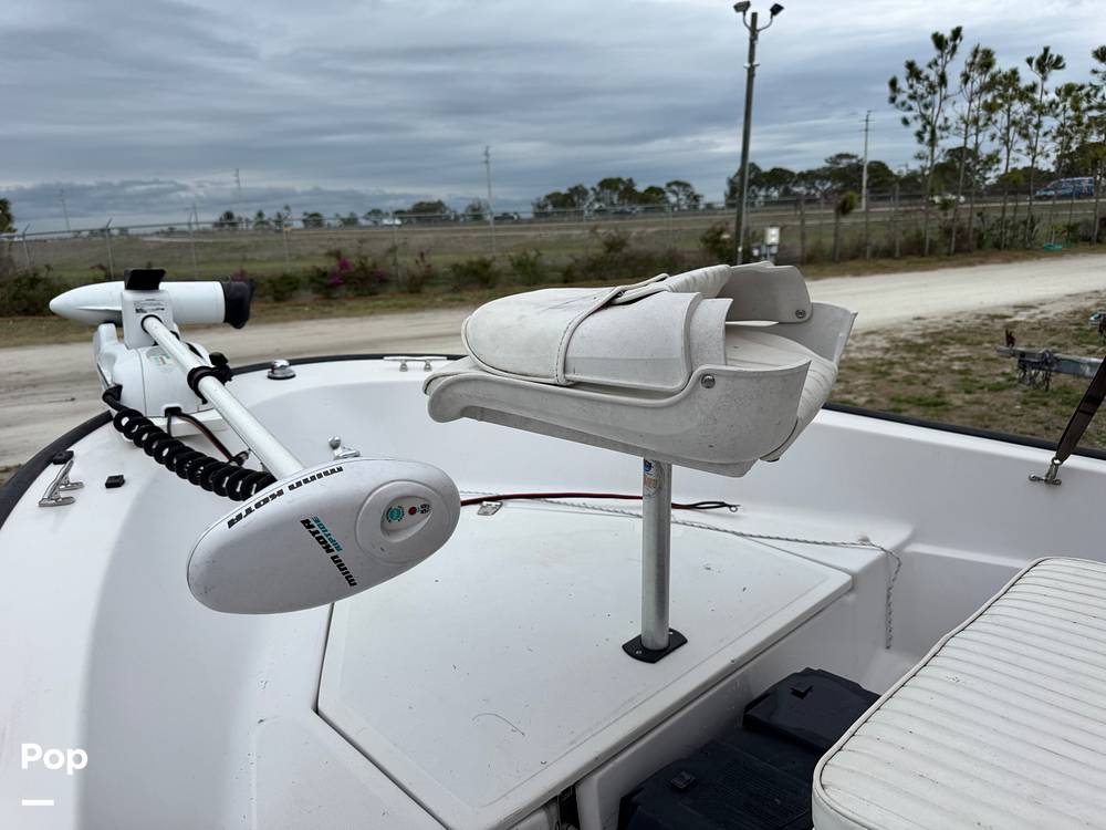 Slide: The Image of Boston Whaler Dauntless 15 1996 - 50
