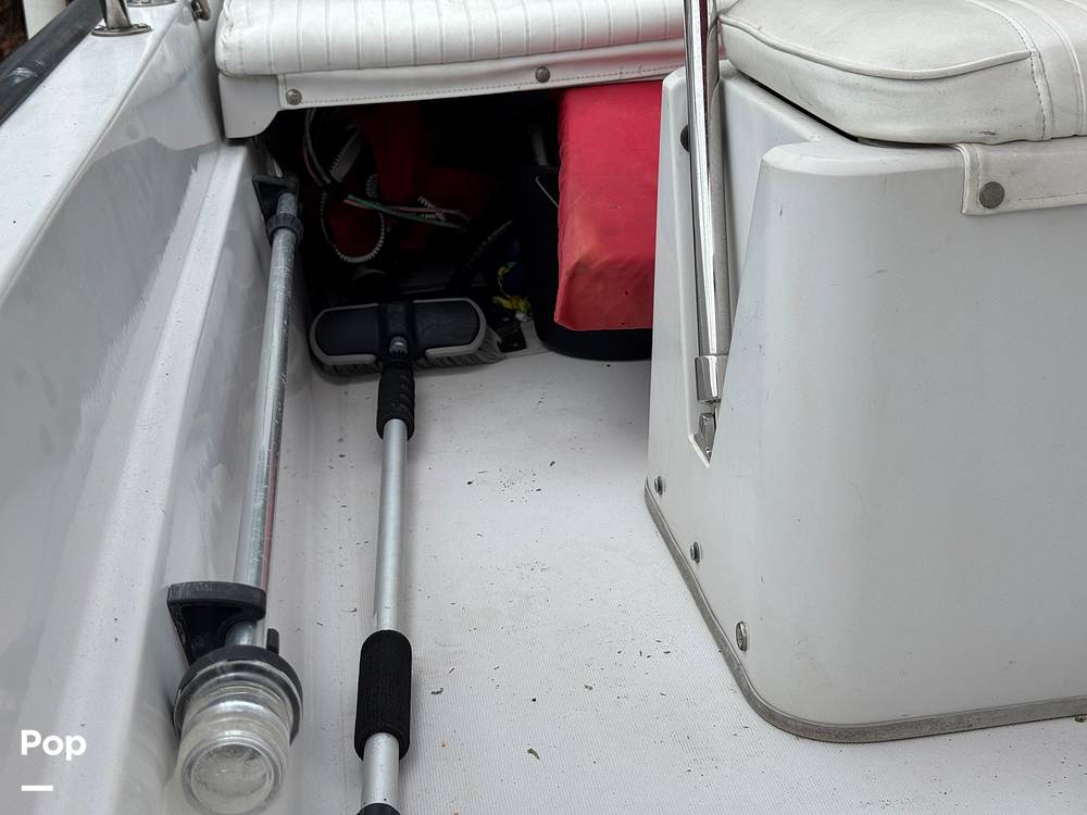 Slide: The Image of Boston Whaler Dauntless 15 1996 - 74