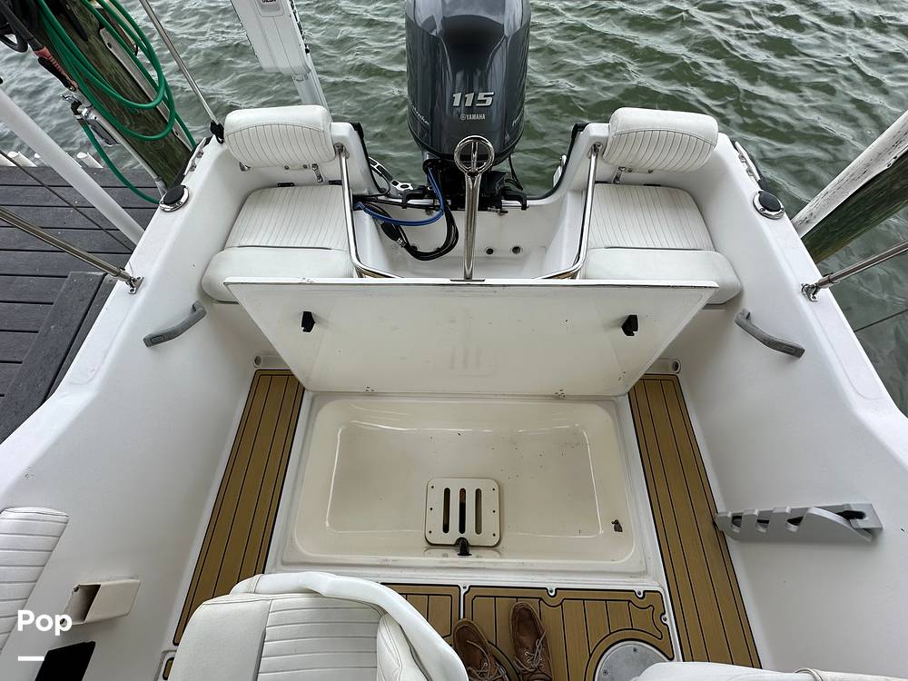 Slide: The Image of Boston Whaler Dauntless 17 1997 - 10
