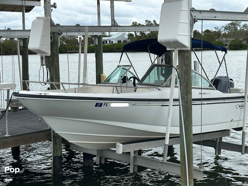 Slide: The Image of Boston Whaler Dauntless 17 1997 - 14