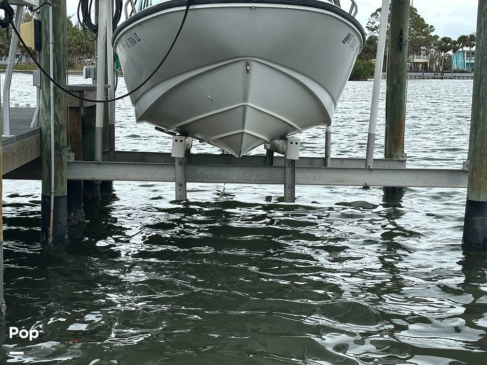 Slide: The Image of Boston Whaler Dauntless 17 1997 - 22