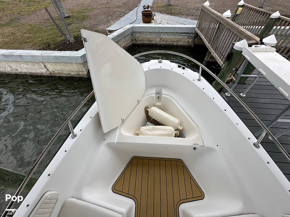 Slide: The Image of Boston Whaler Dauntless 17 1997 - 27