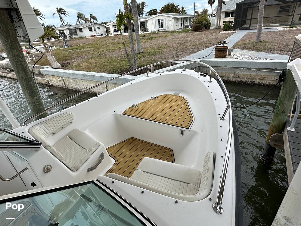 Slide: The Image of Boston Whaler Dauntless 17 1997 - 3