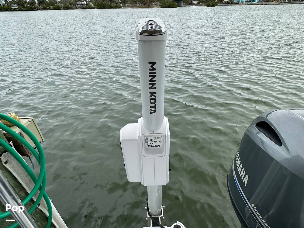 Slide: The Image of Boston Whaler Dauntless 17 1997 - 42
