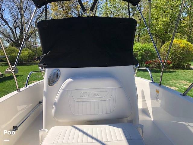 Slide: The Image of Boston Whaler Dauntless 170 2014 - 15421080
