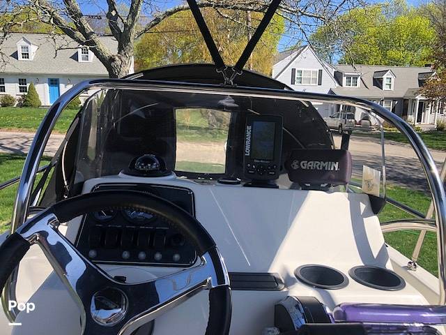 Slide: The Image of Boston Whaler Dauntless 170 2014 - 15421081