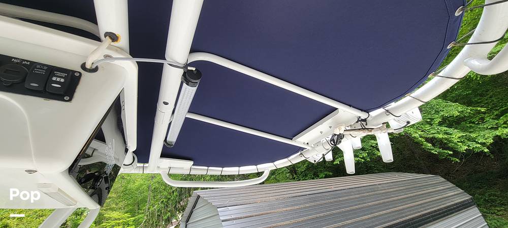 Slide: The Image of Boston Whaler DAUNTLESS 22 2000 - 15413367