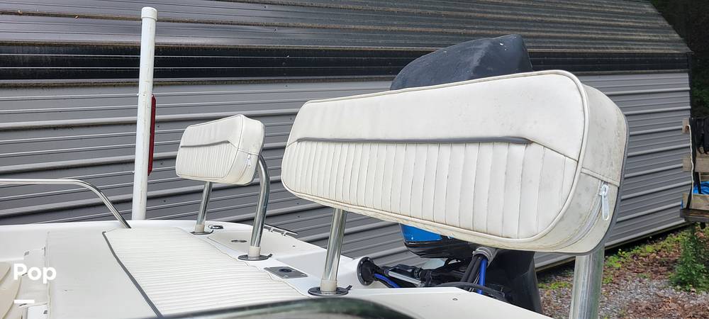 Slide: The Image of Boston Whaler DAUNTLESS 22 2000 - 15413396