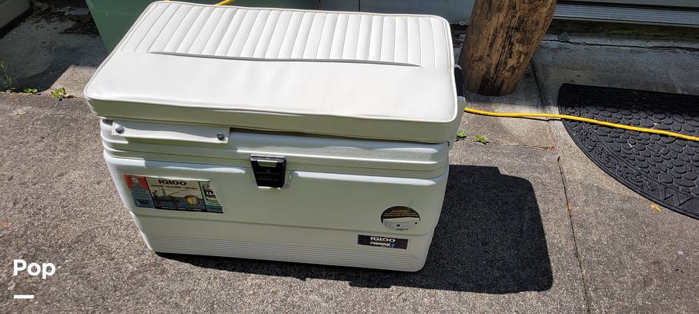 Slide: The Image of Cooler Seat - 15413409