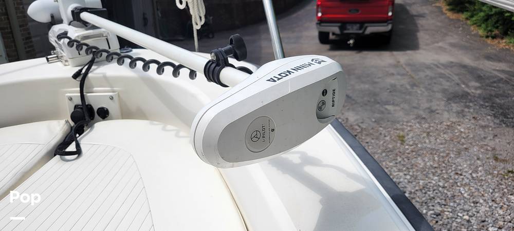Slide: The Image of Boston Whaler DAUNTLESS 22 2000 - 15413358
