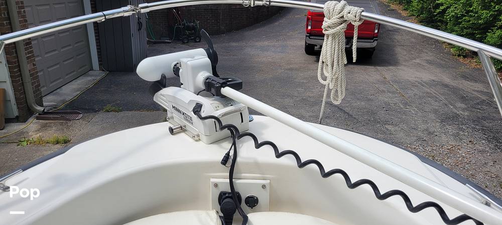 Slide: The Image of Boston Whaler DAUNTLESS 22 2000 - 15413359