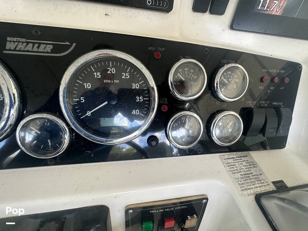 Slide: The Image of VDO Gauges - 14398872