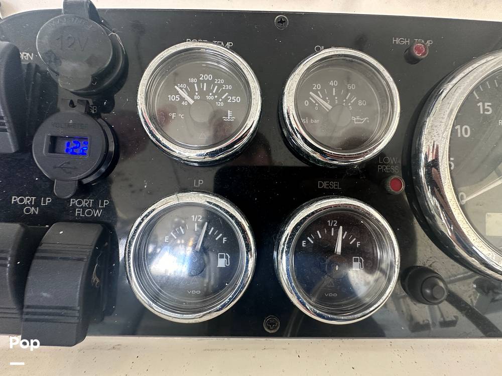 Slide: The Image of Boston Whaler Defiance 2000 - 14398887