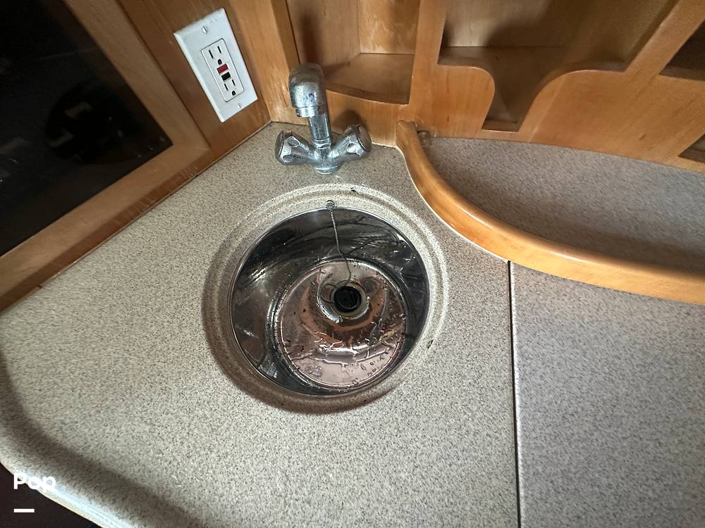 Slide: The Image of Boston Whaler Defiance 2000 - 14398920